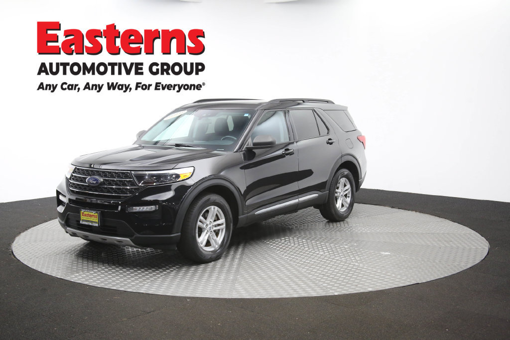 Used 2022 Ford Explorer XLT w/ Equipment Group 202A AWD/4WD image 51