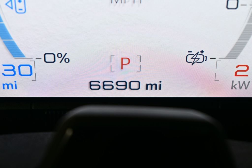 Used 2025 GMC Hummer EV 3X AWD/4WD image 18
