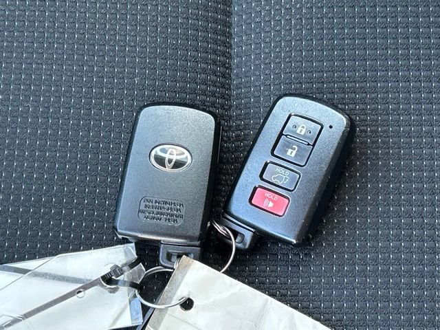 Used 2018 Toyota RAV4 XLE w/ Convenience Package AWD/4WD image 62