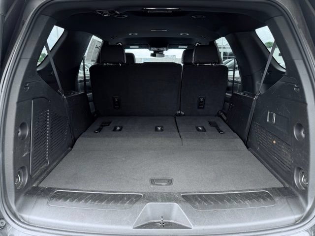 Used 2024 GMC Yukon SLT AWD/4WD image 11