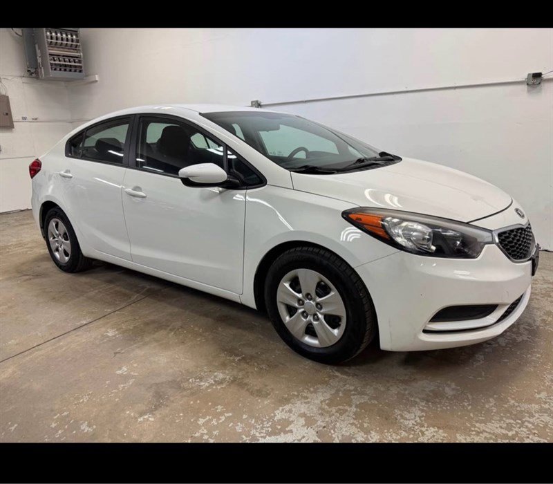Used 2016 Kia Forte LX image 7