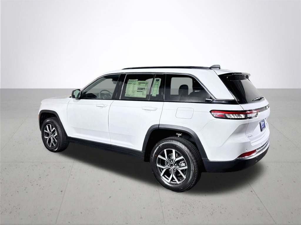 New 2027 Jeep Grand Cherokee Laredo X AWD/4WD image 8
