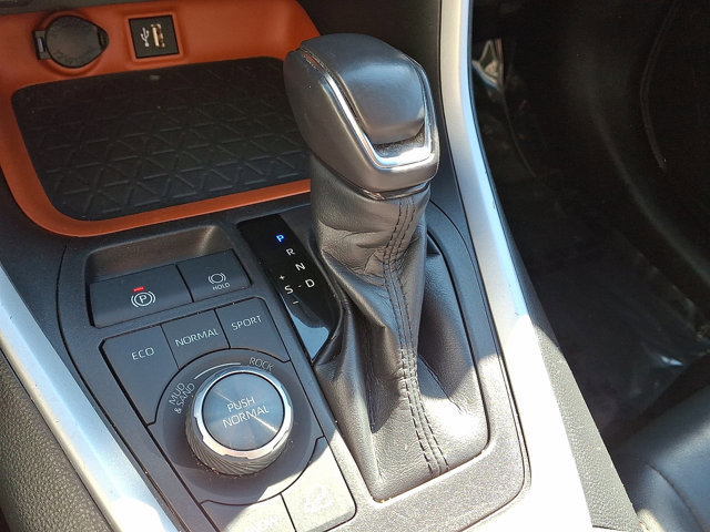 Used 2023 Toyota RAV4 Adventure image 14