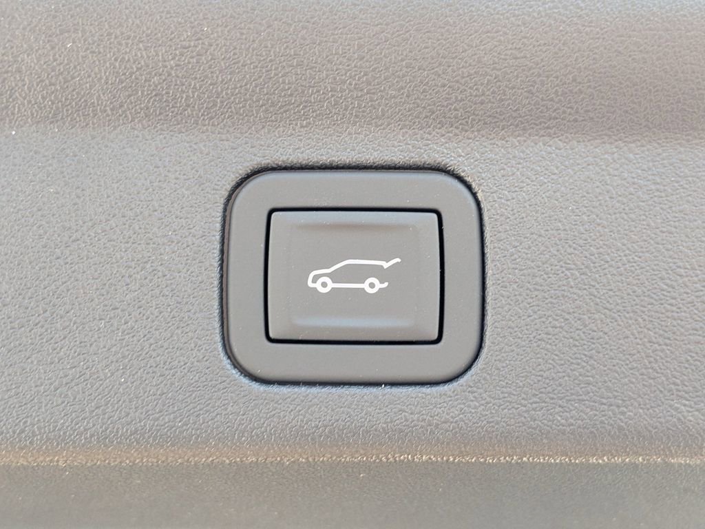 New 2025 Cadillac Escalade IQ Sport 1 w/ LPO, ONYX Package image 19