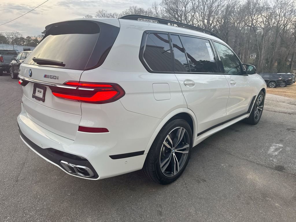 Used 2023 BMW X7 M60i image 34