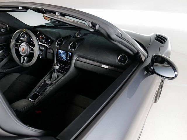 Certified 2025 Porsche 718 Boxster Spyder RS RWD image 15