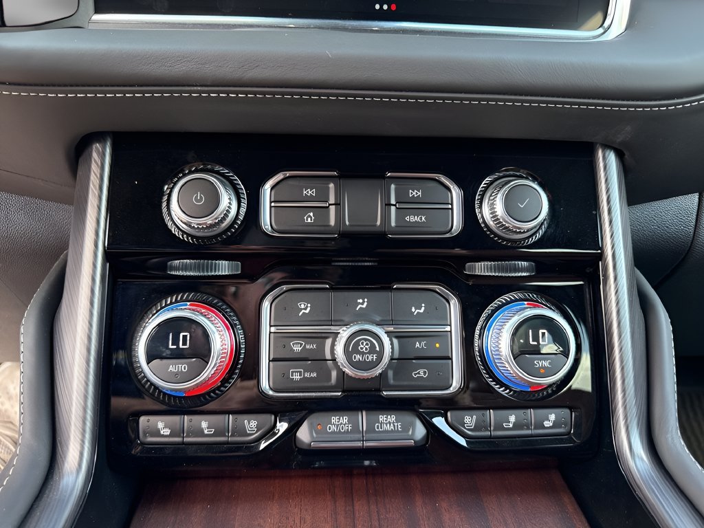 Used 2023 GMC Yukon Denali Ultimate AWD/4WD image 23