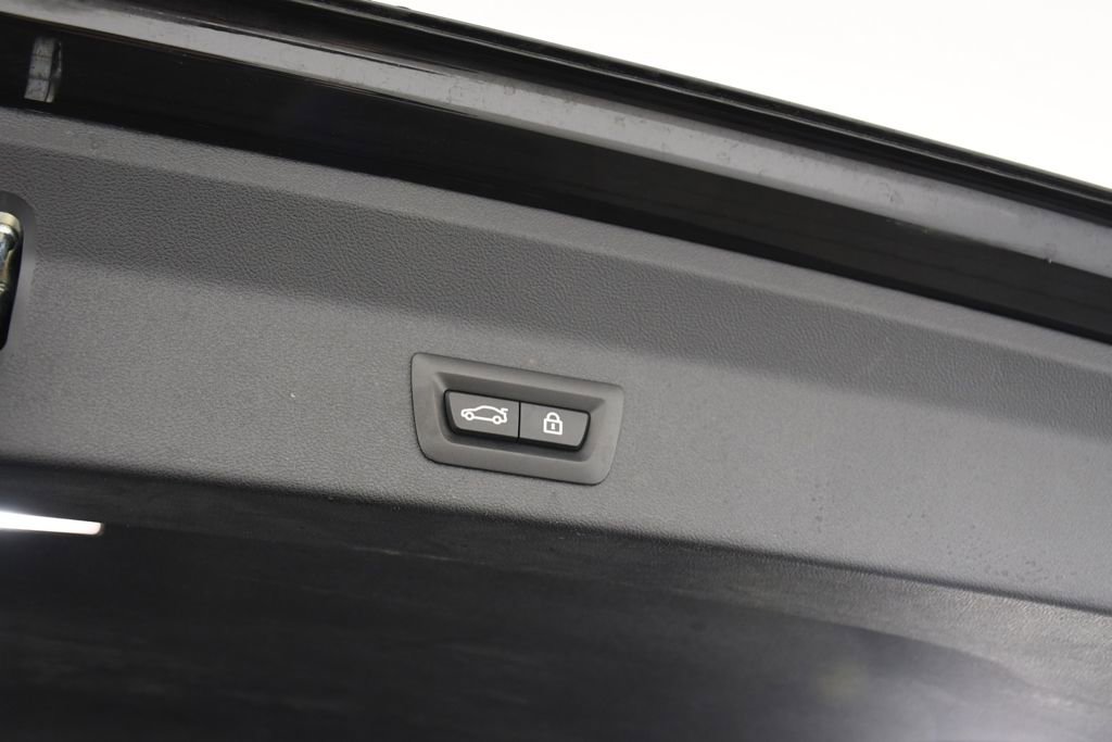 Used 2022 BMW X3 M w/ Executive Package image 25