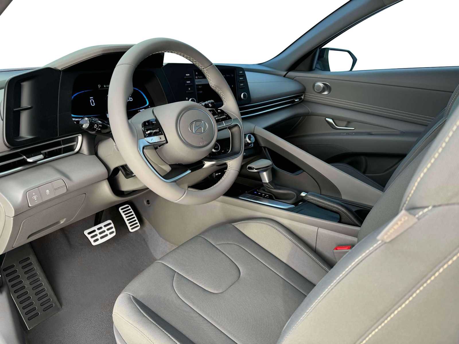 New 2025 Hyundai Elantra Sport image 14