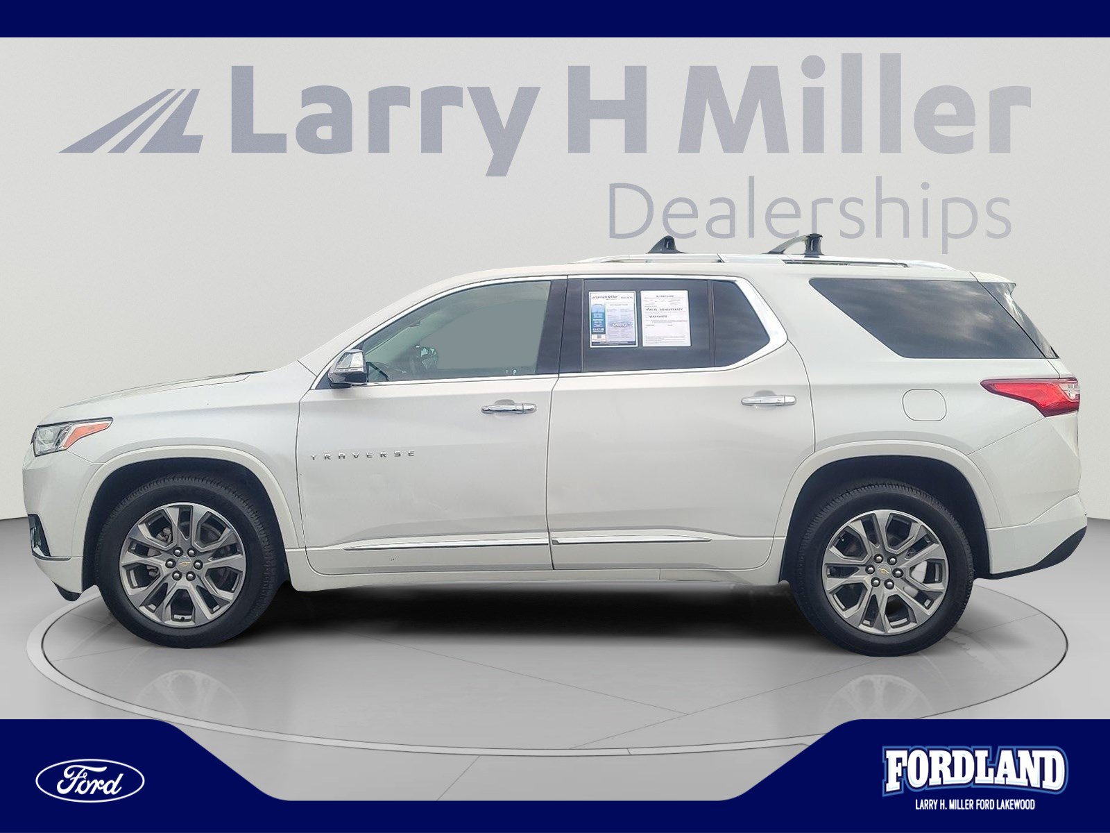 Used 2019 Chevrolet Traverse Premier w/ LPO, Floor Liner Package AWD/4WD image 2