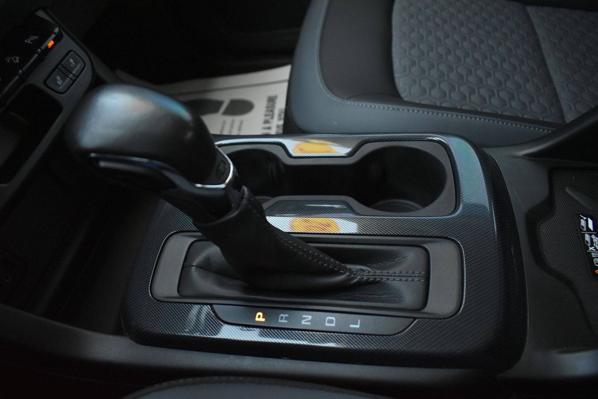 Used 2022 Chevrolet Colorado Z71 AWD/4WD image 29