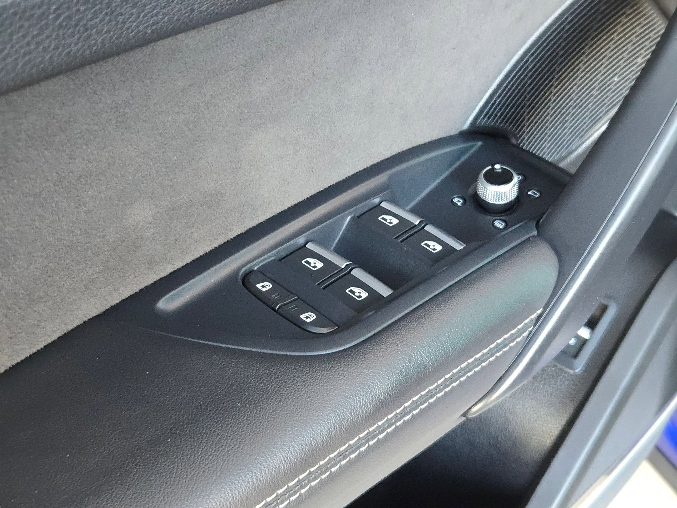 Used 2022 Audi SQ5 Premium Plus w/ Premium Plus Package image 12