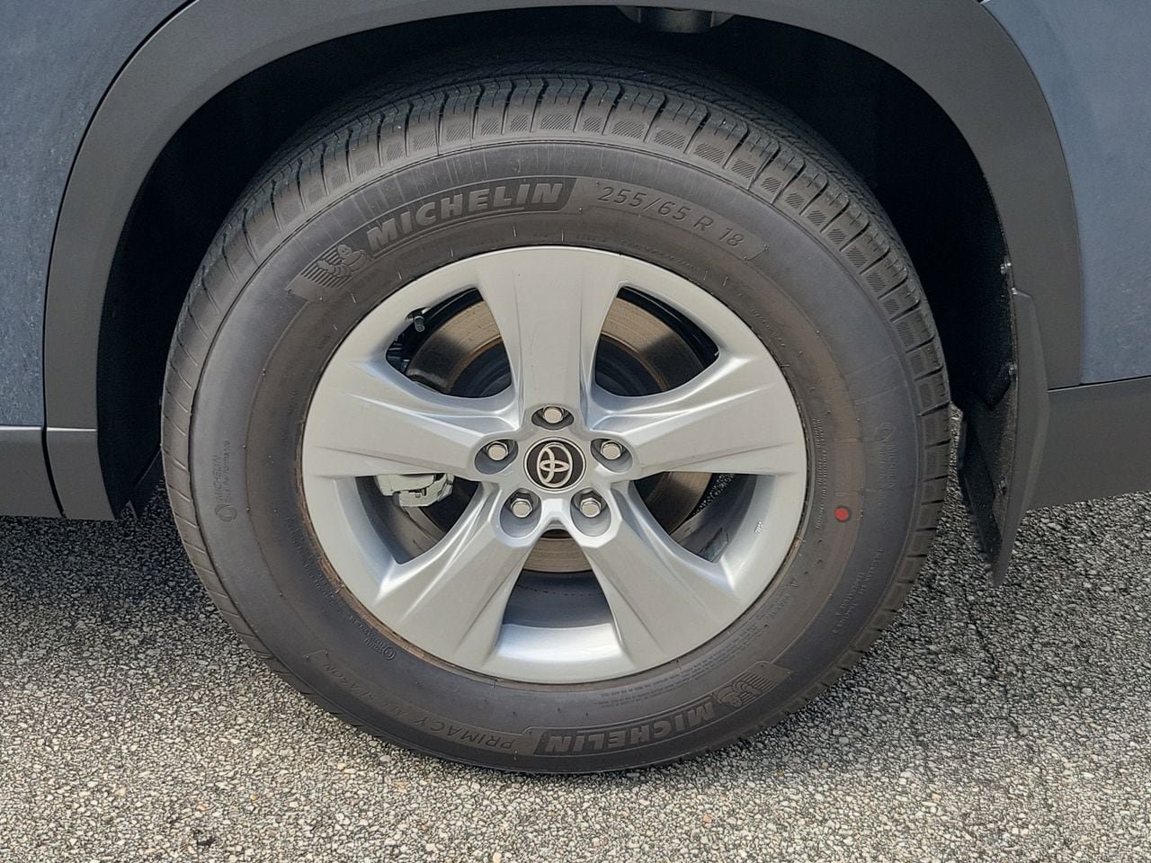 New 2026 Toyota Grand Highlander FWD image 5
