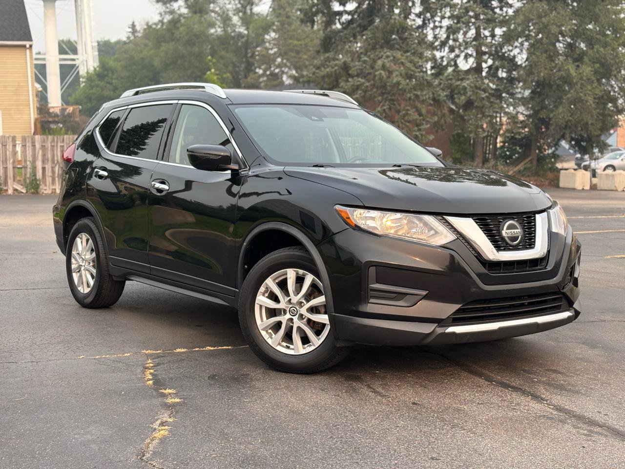 Used 2019 Nissan Rogue SV AWD/4WD image 12