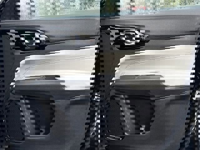 New 2026 Jeep Compass Limited image 24