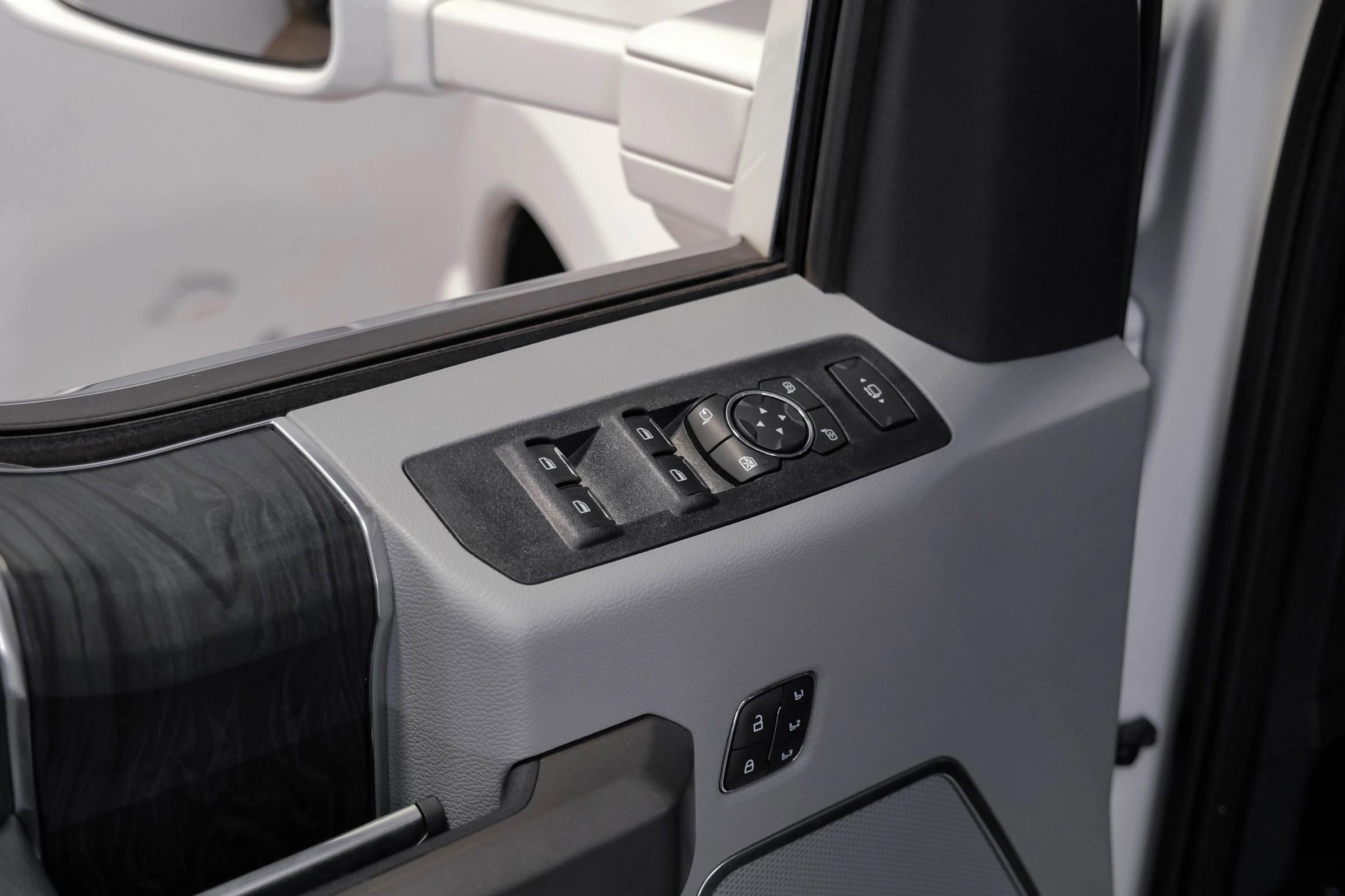 Used 2022 Ford F250 Limited image 37