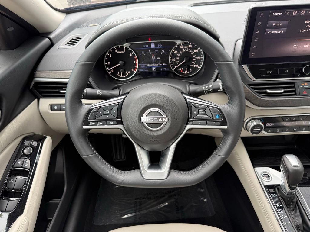 Used 2024 Nissan Altima 2.5 SL AWD/4WD image 23