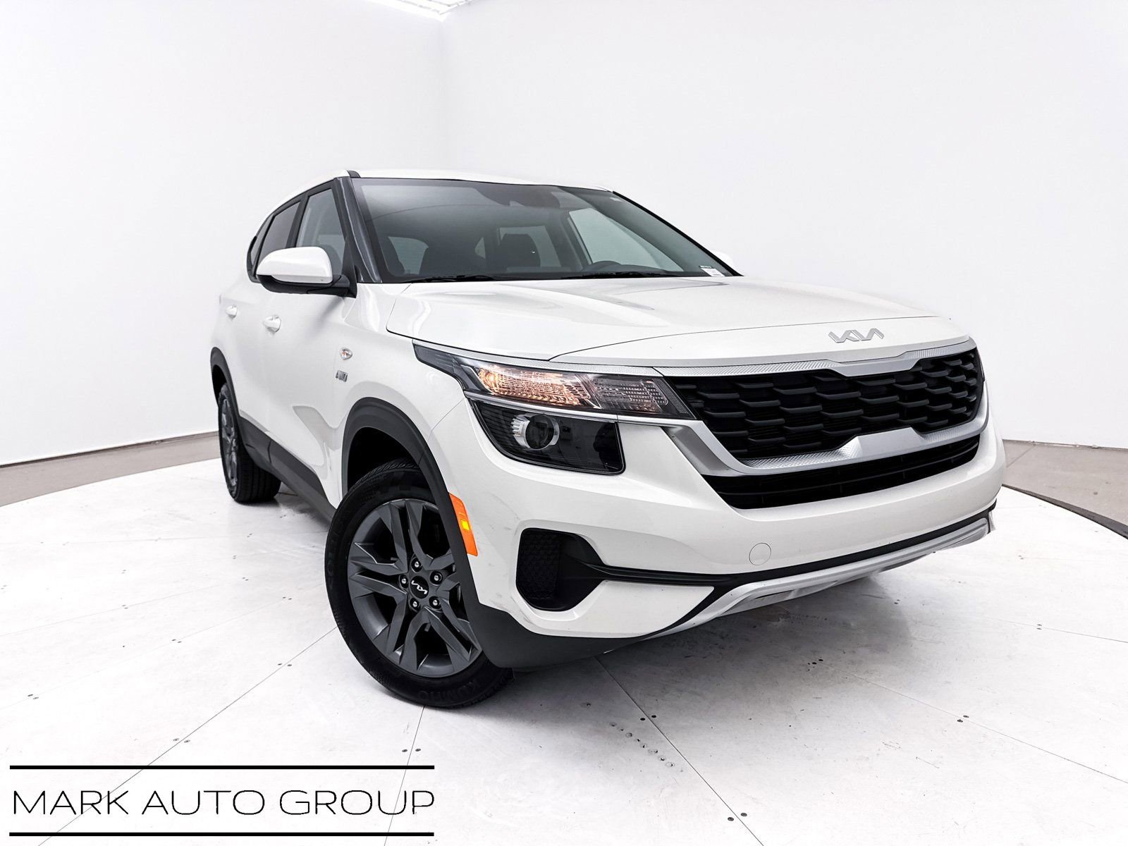 Used 2023 Kia Seltos LX