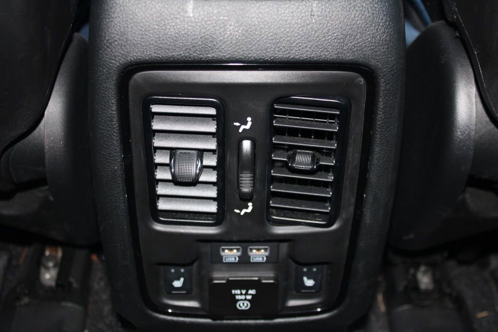 Used 2022 Dodge Durango R/T w/ Blacktop Package image 35