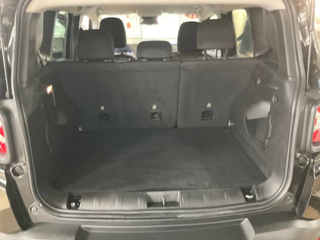 Certified 2023 Jeep Renegade Trailhawk image 26