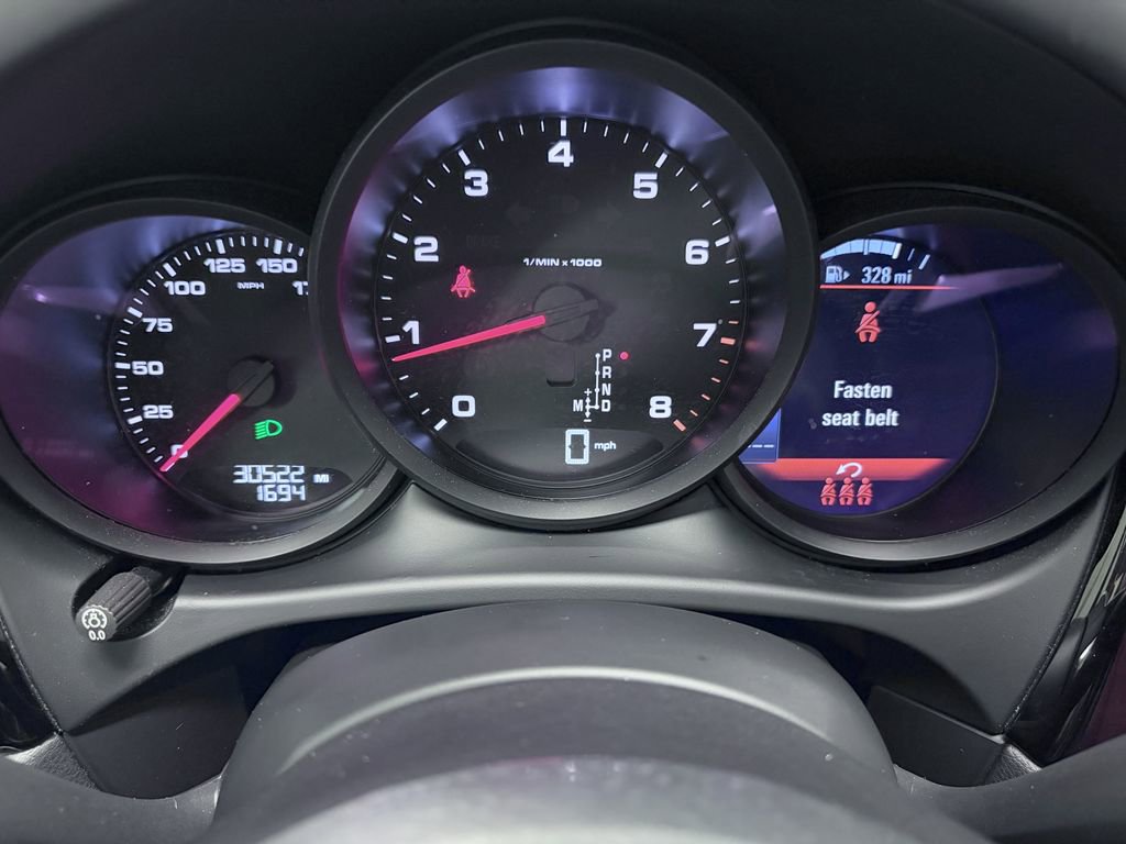 Used 2021 Porsche Macan AWD/4WD image 18