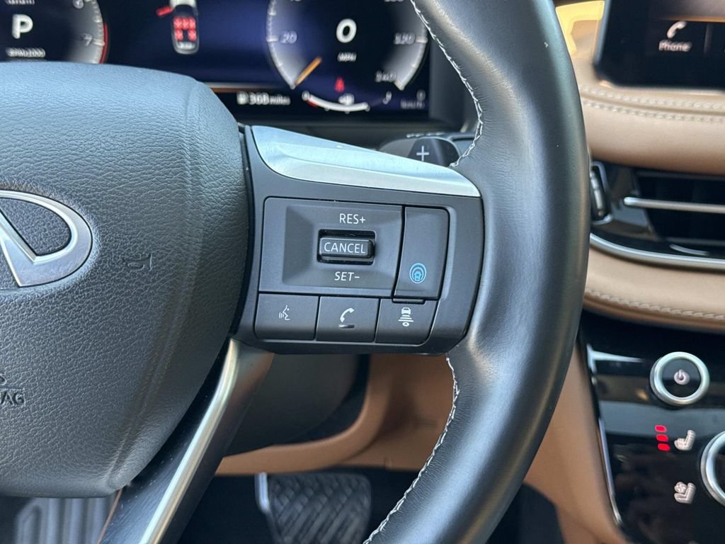 Used 2023 INFINITI QX60 Sensory w/ Vision Package AWD/4WD image 9