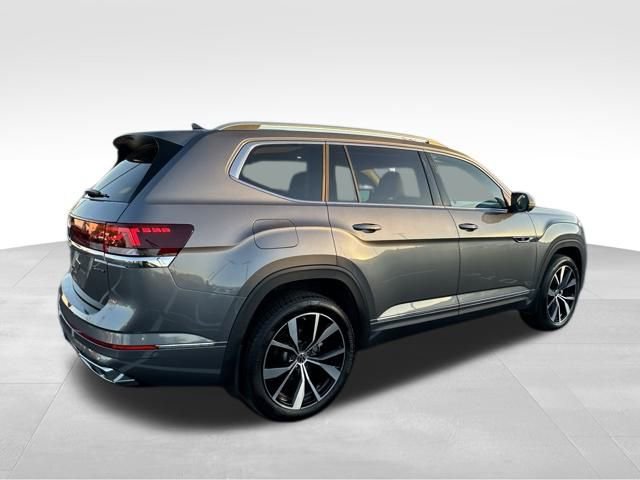 Used 2024 Volkswagen Atlas SEL Premium R-Line image 7