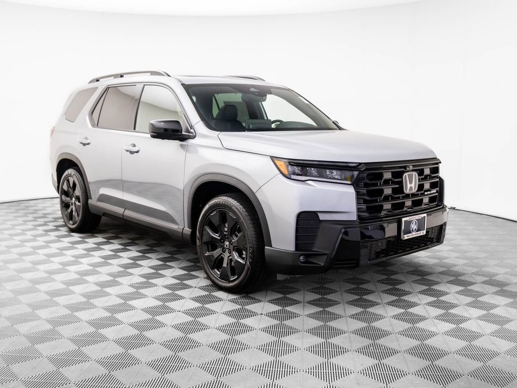 New 2026 Honda Pilot Black Edition image 8