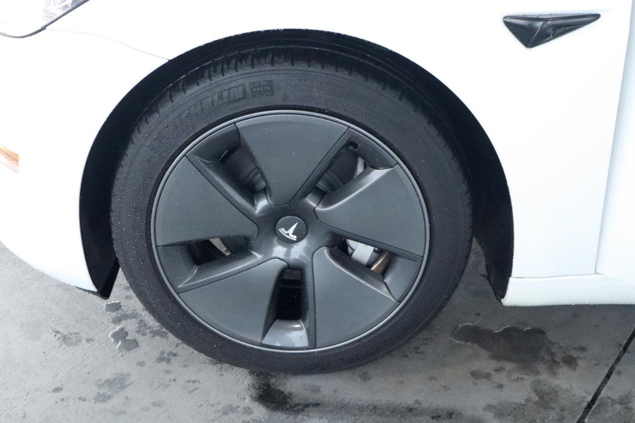 Used 2023 Tesla Model 3 Standard Range RWD image 12
