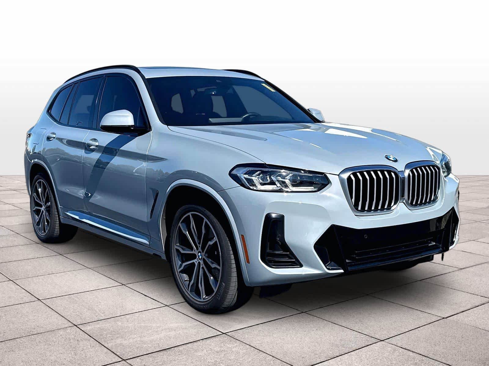 Used 2022 BMW X3 xDrive30i w/ M Sport Package 2 AWD/4WD image 3