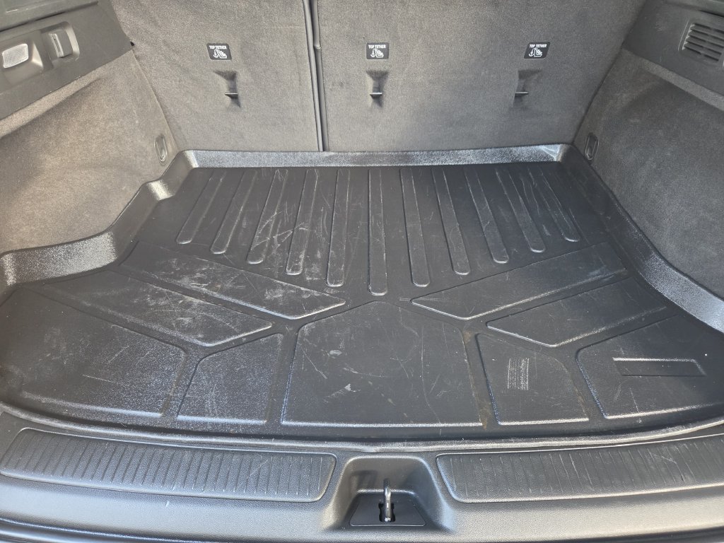 Used 2023 Buick Envision Essence w/ Sport Touring Package FWD image 31