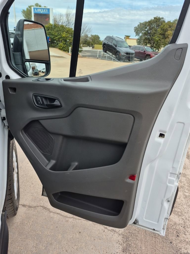 Used 2023 Ford Transit 350 XLT RWD image 11