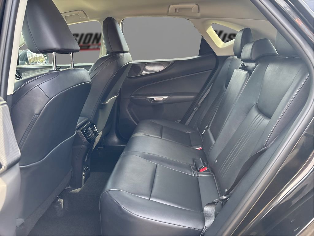 Used 2023 Lexus NX 250 AWD image 10