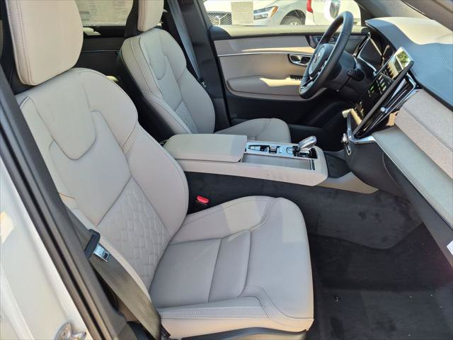 New 2027 Volvo XC90 B6 Plus AWD/4WD image 14