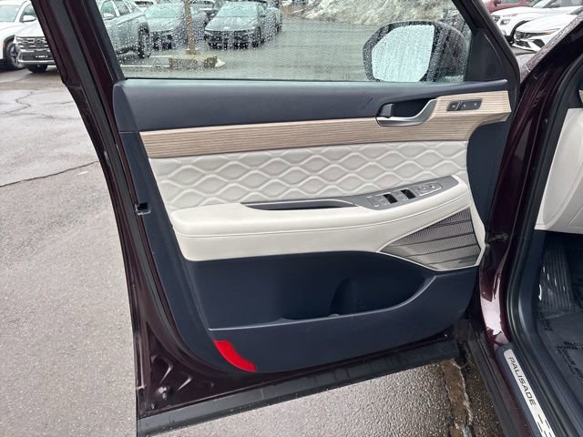 Used 2022 Hyundai Palisade Calligraphy image 11
