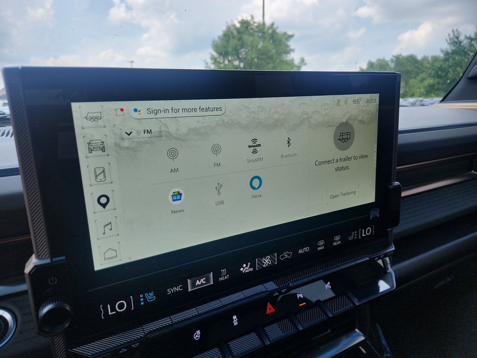 Used 2025 GMC Hummer EV 2X AWD/4WD image 23