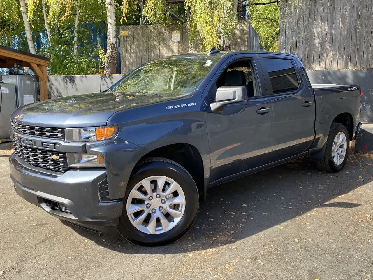 Used 2022 Chevrolet Silverado 1500 Custom AWD/4WD image 1