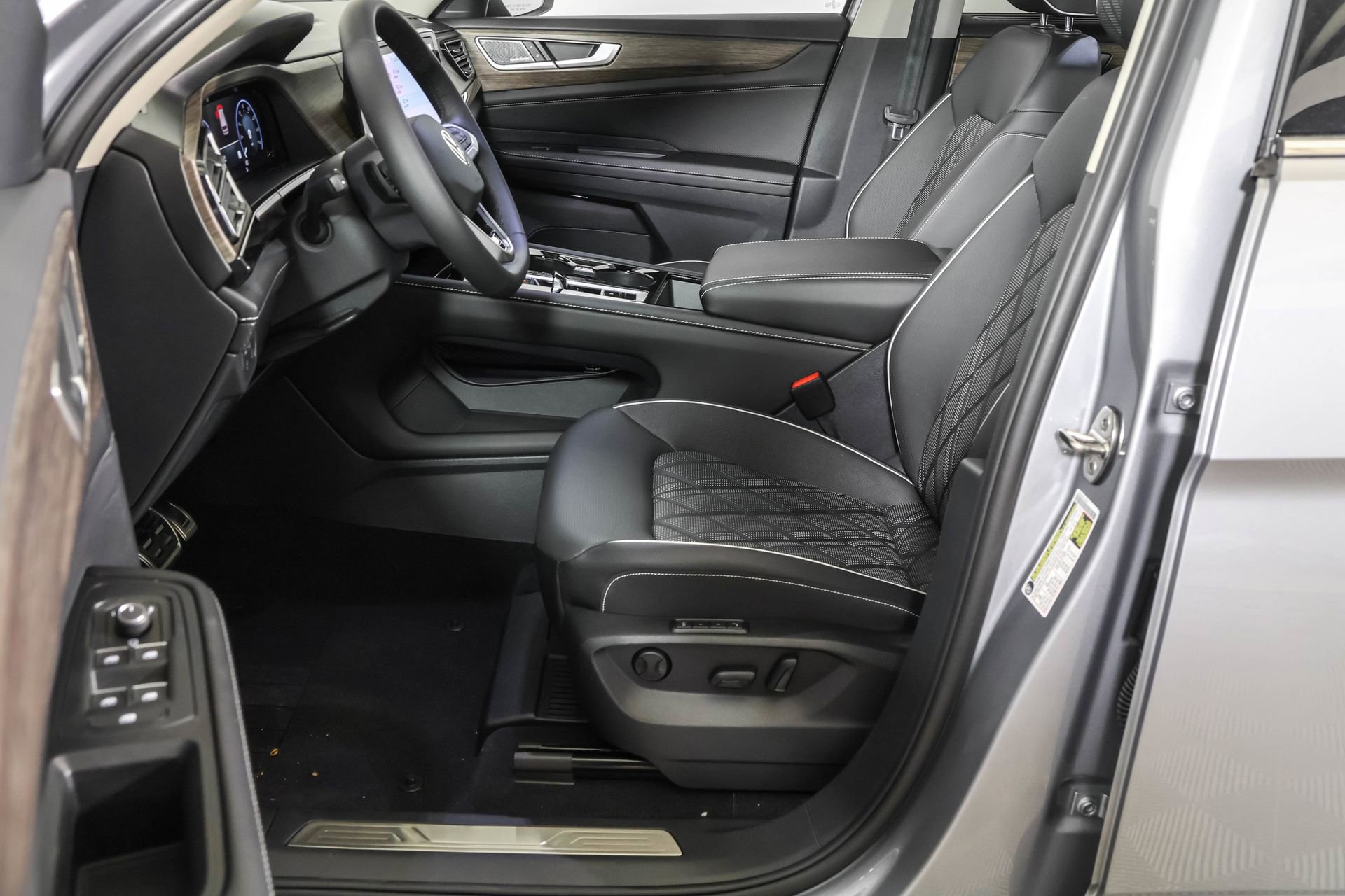 New 2026 Volkswagen Atlas SEL Premium R-Line image 20