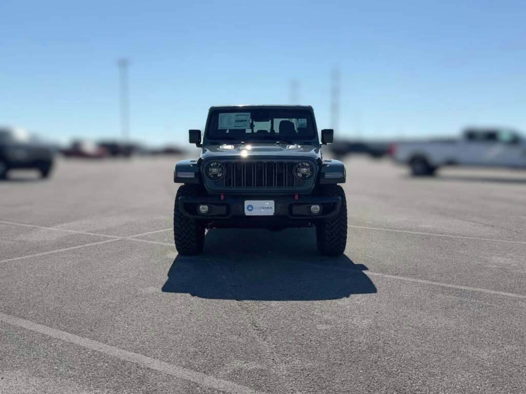New 2025 Jeep Gladiator Rubicon image 2