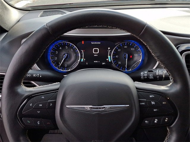 Used 2020 Chrysler Pacifica Touring-L image 20