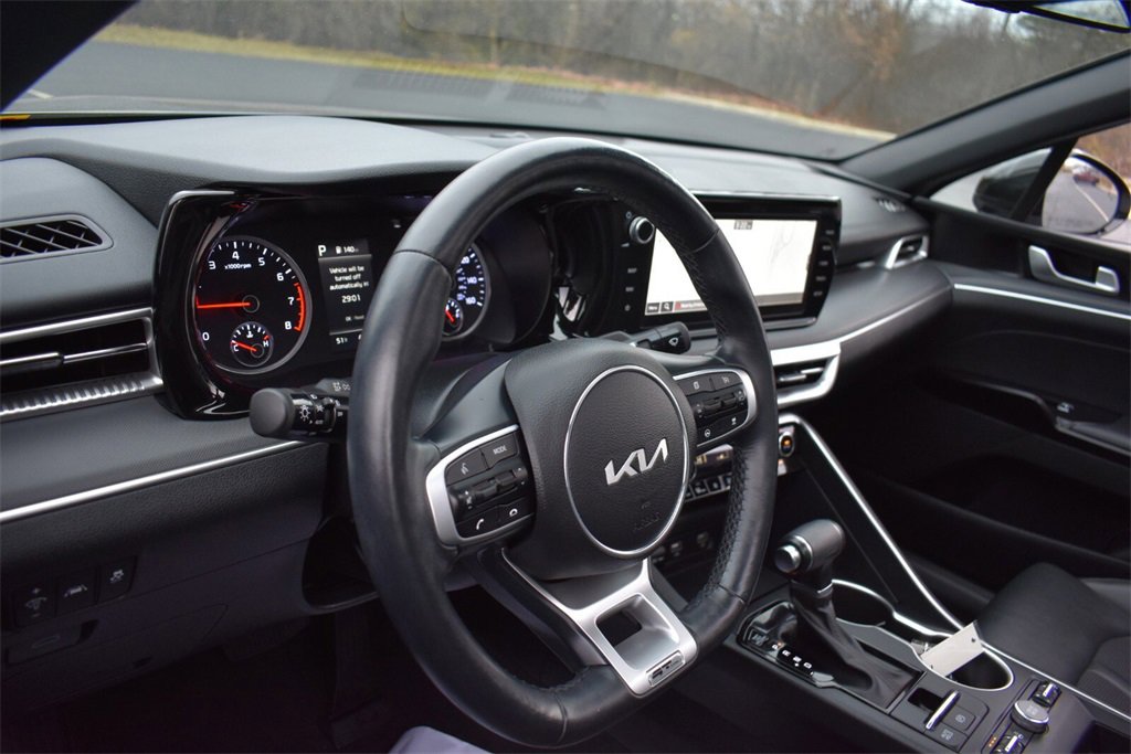Used 2024 Kia K5 GT-Line image 13