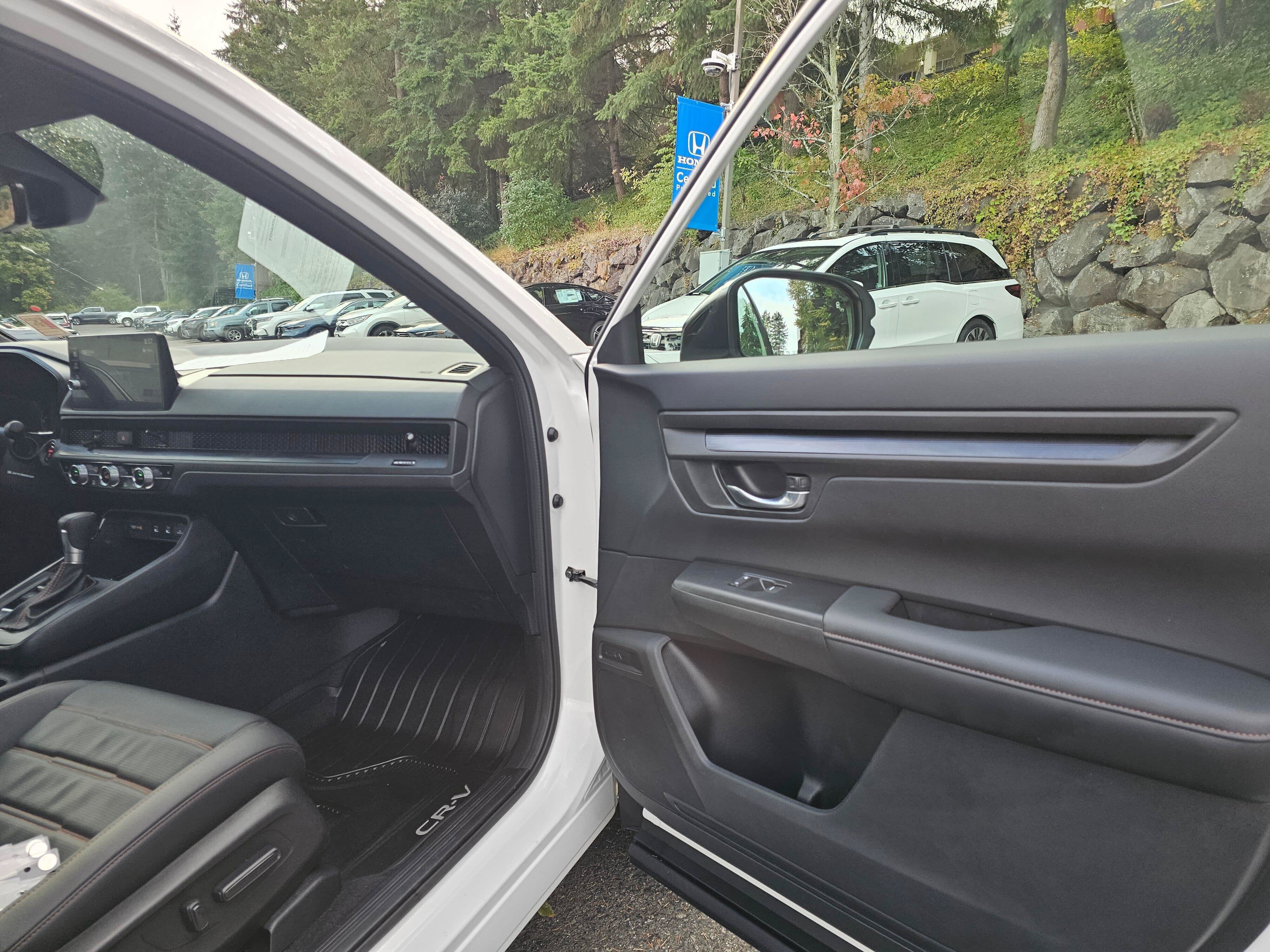 Used 2026 Honda CR-V Sport-L image 12