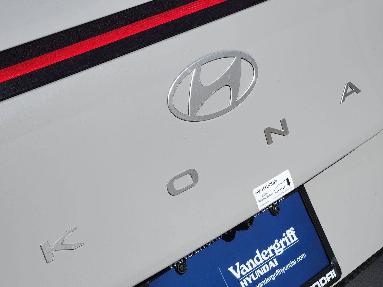 New 2026 Hyundai Kona SE FWD image 8