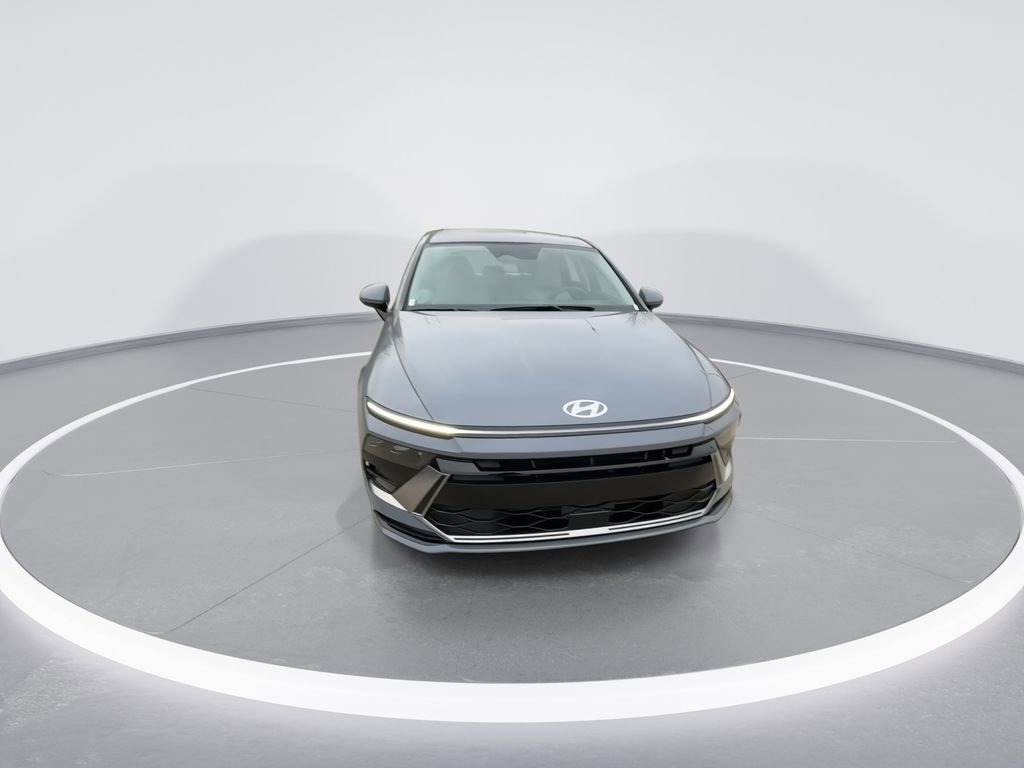 New 2026 Hyundai Sonata SEL image 3