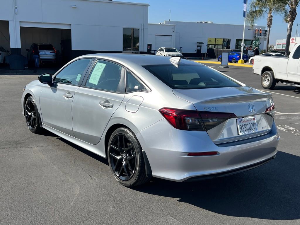 Used 2025 Honda Civic Sport image 9