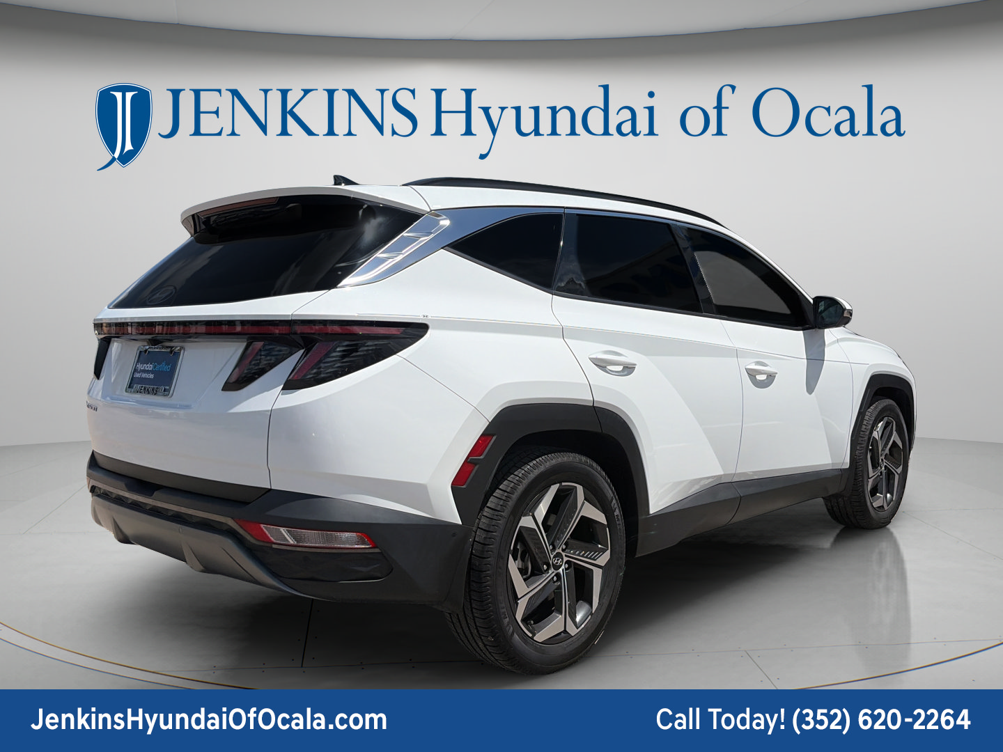 Certified 2024 Hyundai Tucson Limited FWD image 3