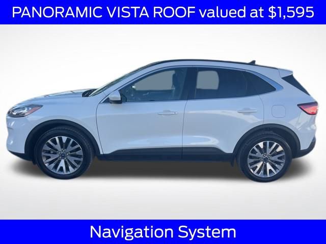 Certified 2022 Ford Escape Titanium w/ Class II Trailer Tow Package image 3