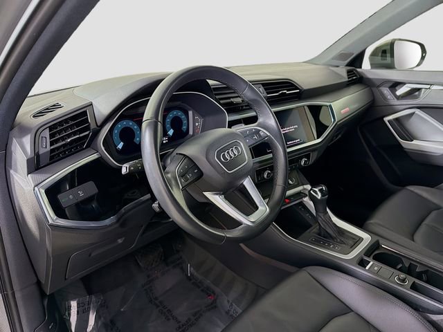 Used 2022 Audi Q3 2.0T Premium Plus w/ Premium Plus Package image 6