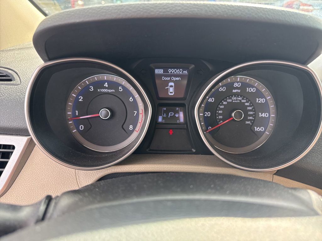 Used 2013 Hyundai Elantra GT FWD image 10