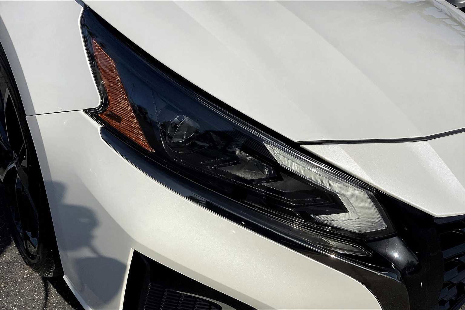 Used 2024 Nissan Altima 2.5 SR image 26